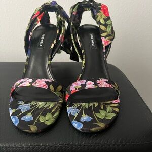 Nine West Black Heels Elegant Design